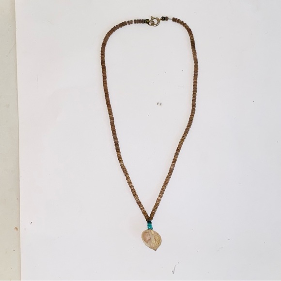 Vintage Wooden Seed Bead and SeaShell Necklace with Faux Turquoise Accent - Picture 8 of 9